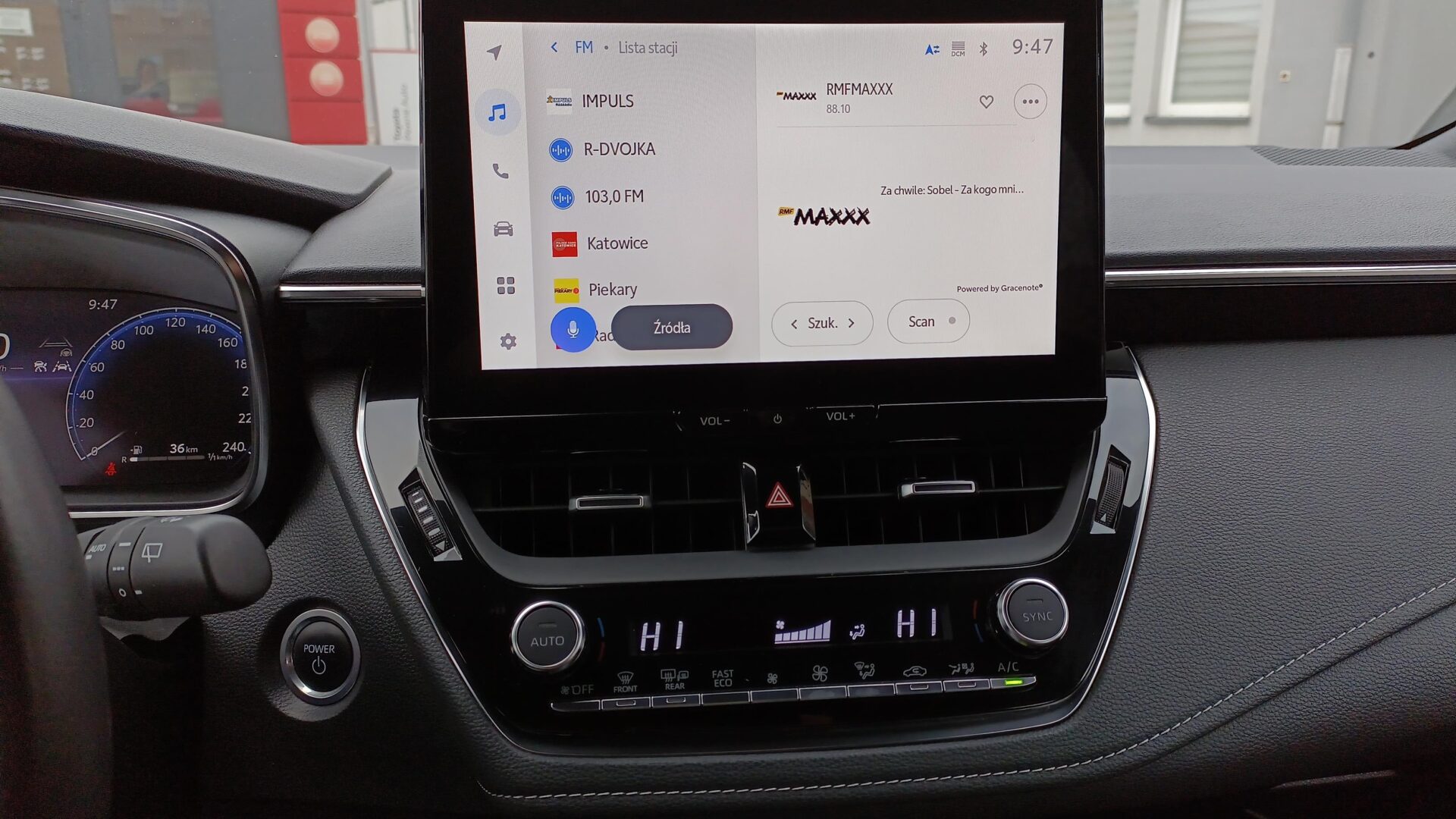 Toyota Corolla - zdjęcie 18