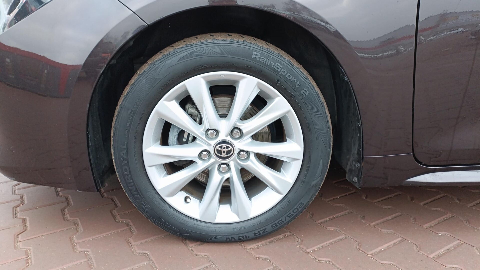 Toyota Corolla - zdjęcie 19