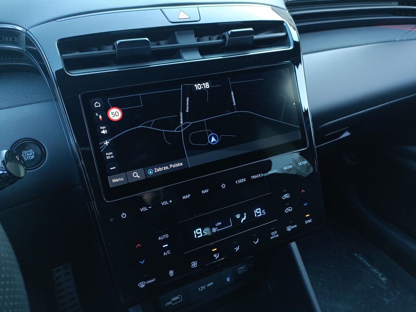 Hyundai Tucson - zdjęcie 20