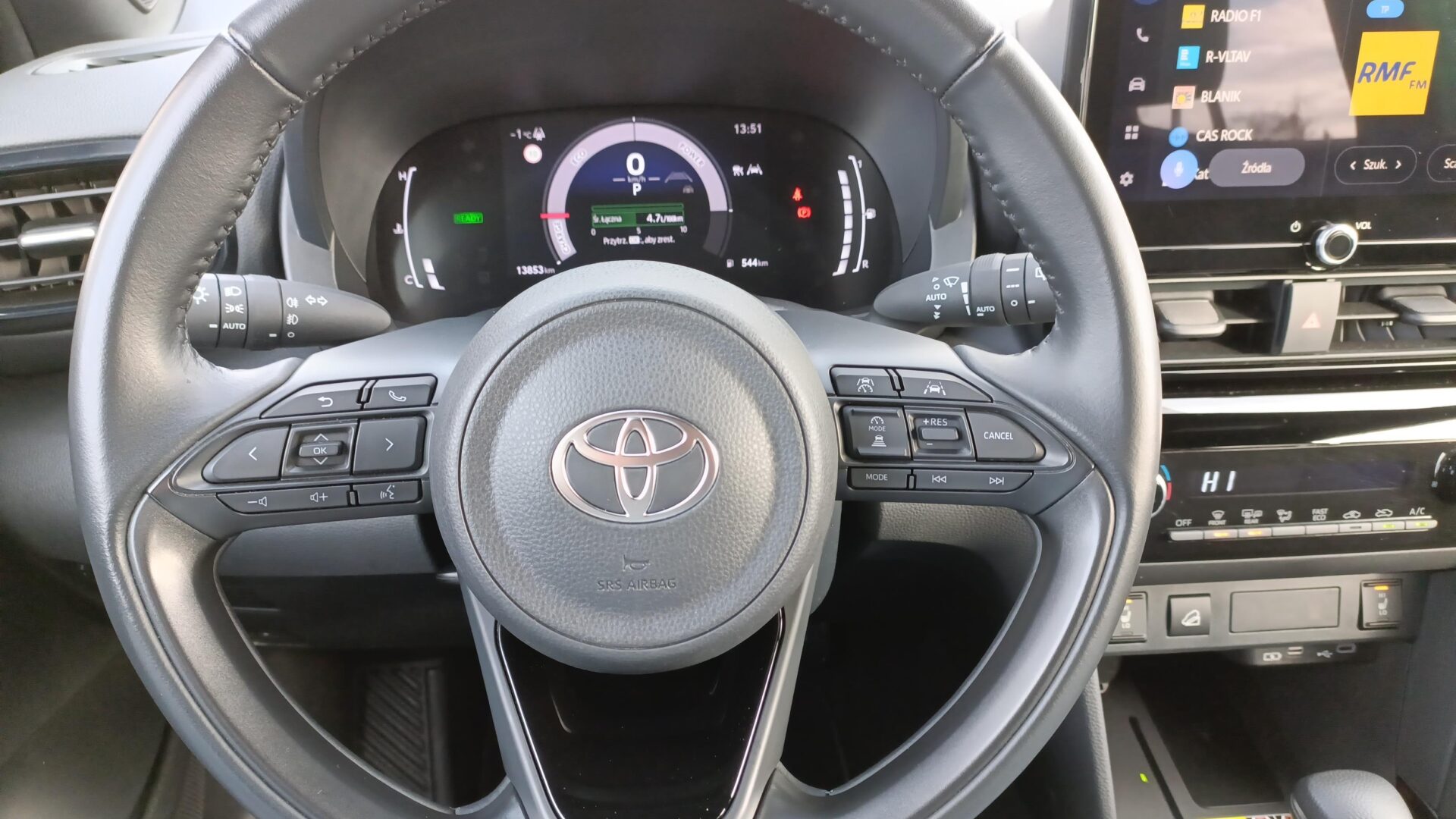 Toyota Yaris Cross - zdjęcie 16