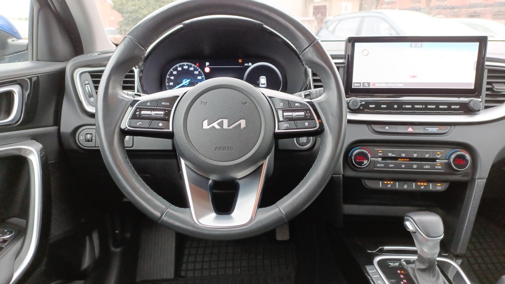 Kia XCeed - zdjęcie 12