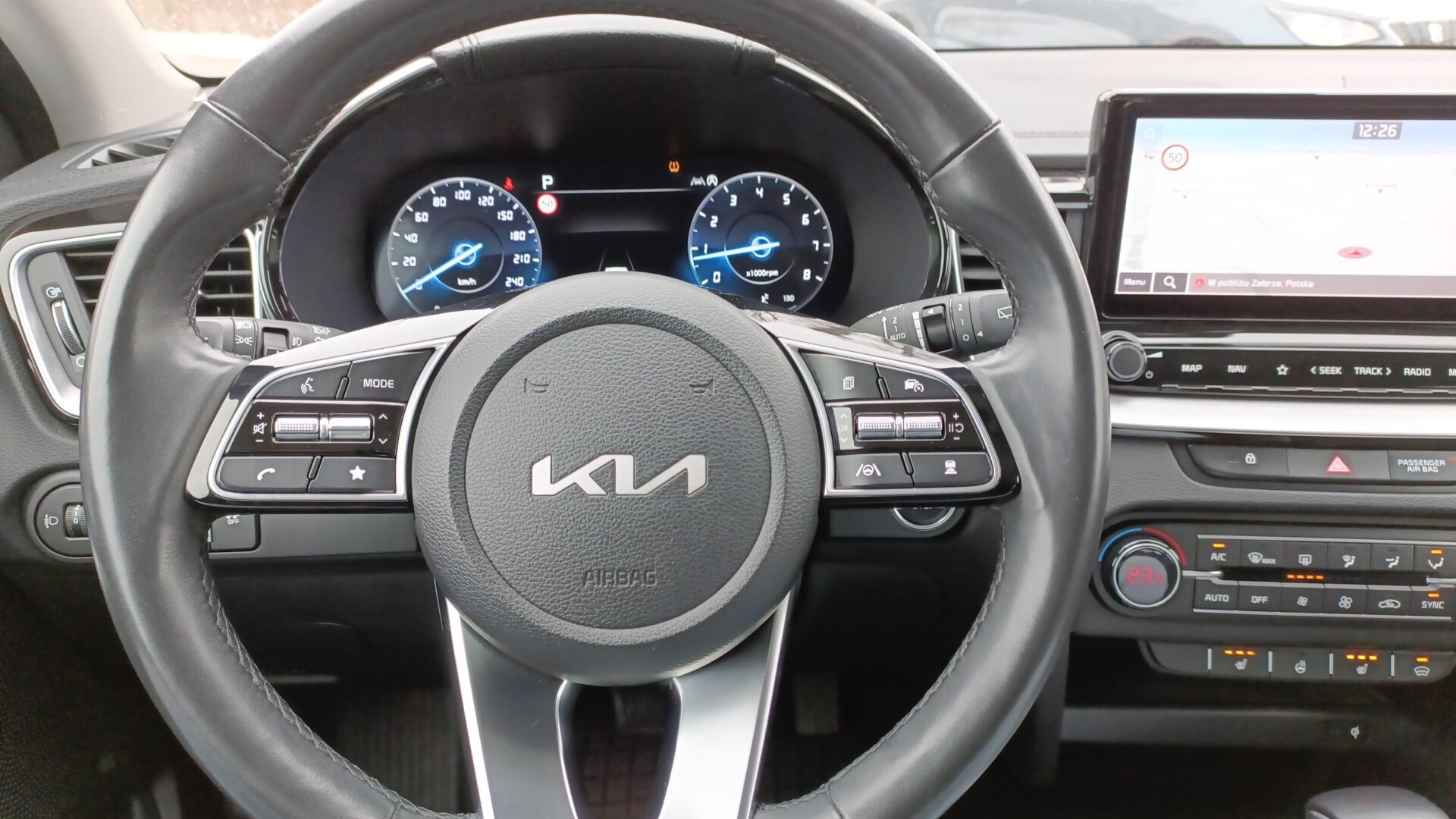 Kia XCeed - zdjęcie 16