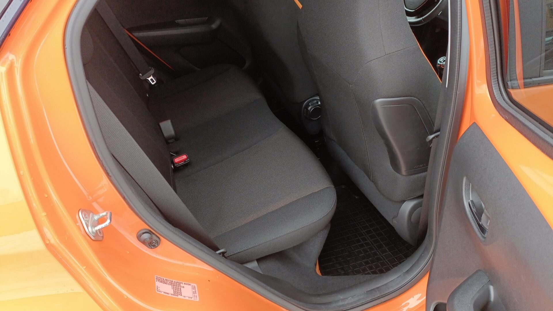 Toyota Aygo - zdjęcie 12