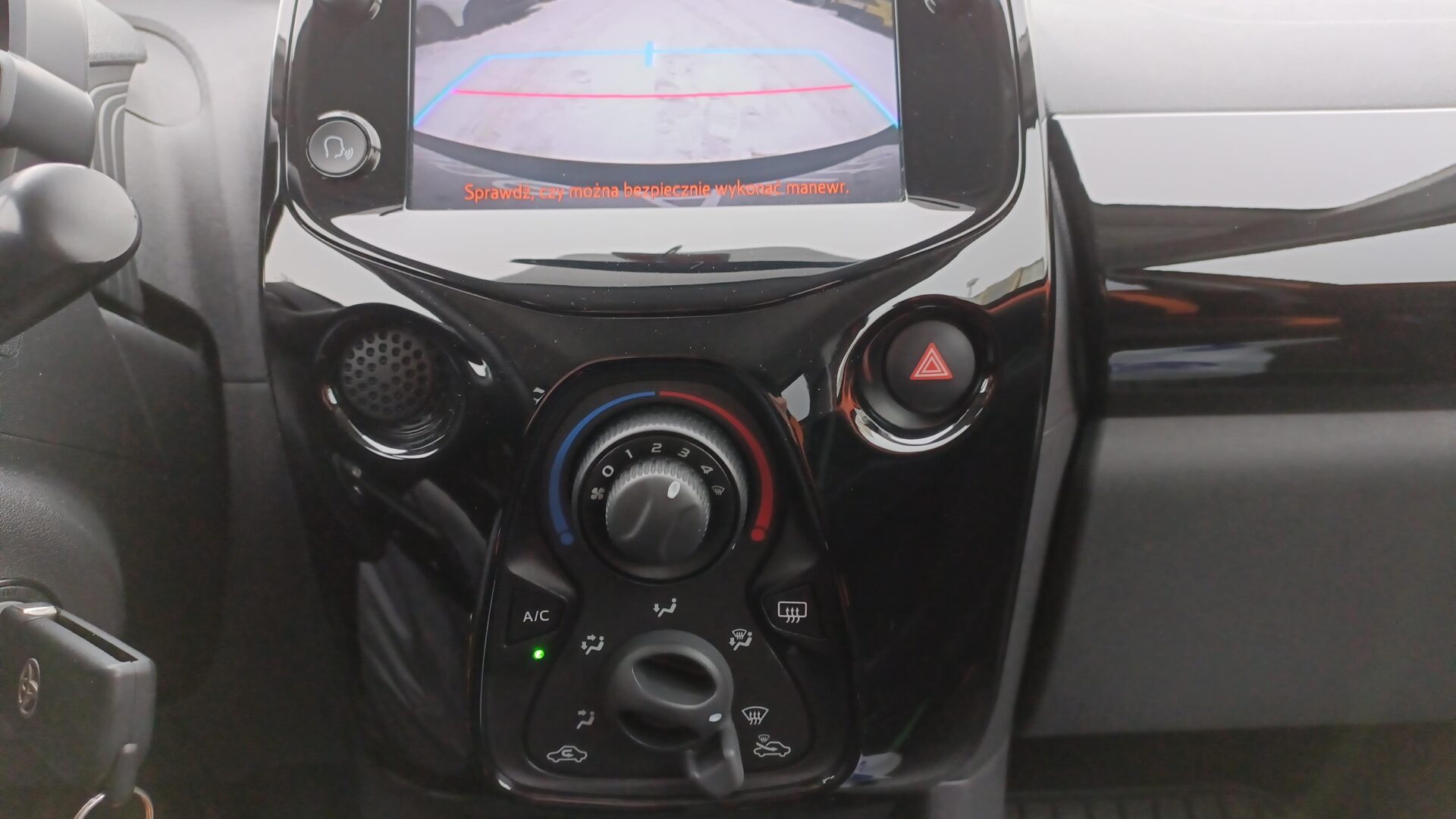 Toyota Aygo - zdjęcie 15