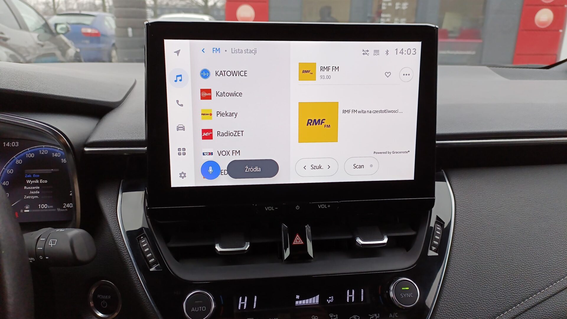 Toyota Corolla - zdjęcie 17