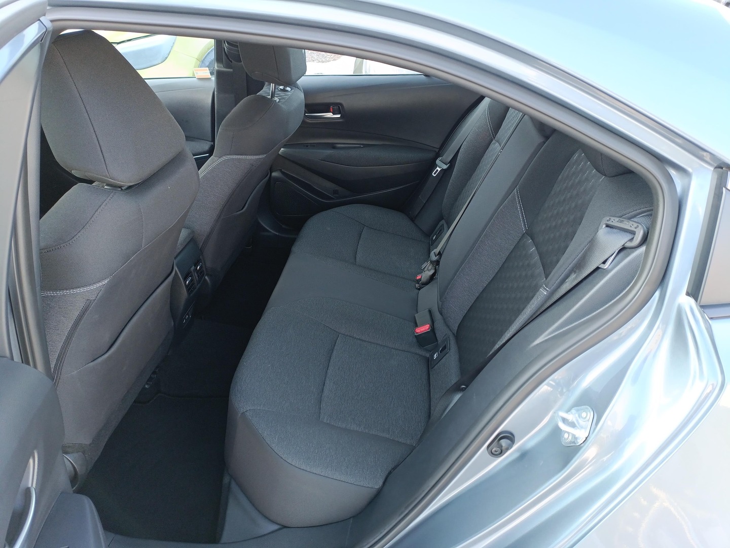 Toyota Corolla - zdjęcie 10