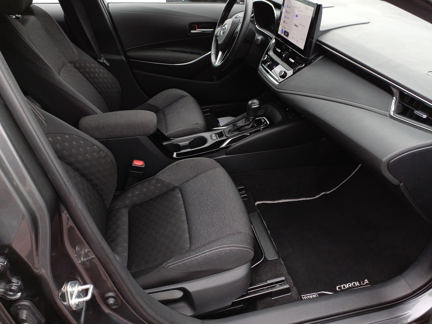 Toyota Corolla - zdjęcie 11