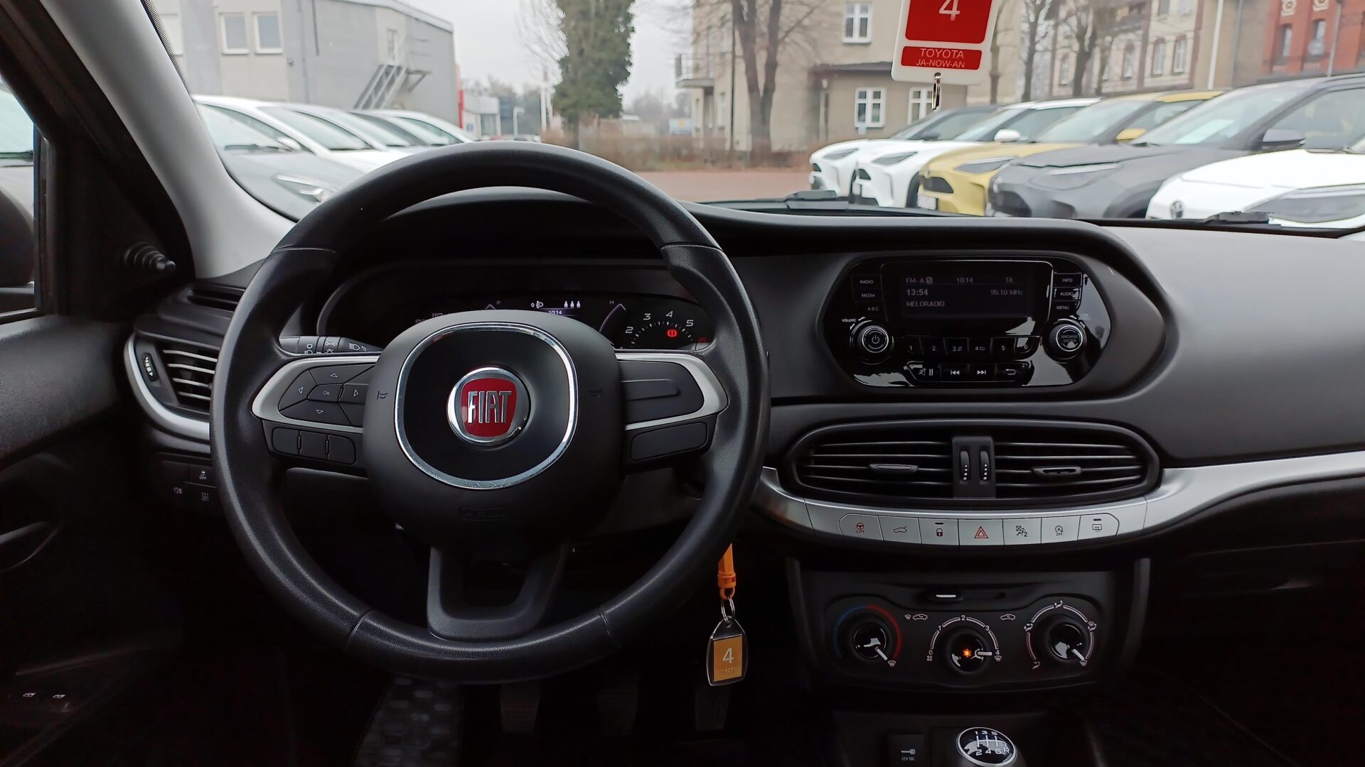 Fiat Tipo - zdjęcie 15