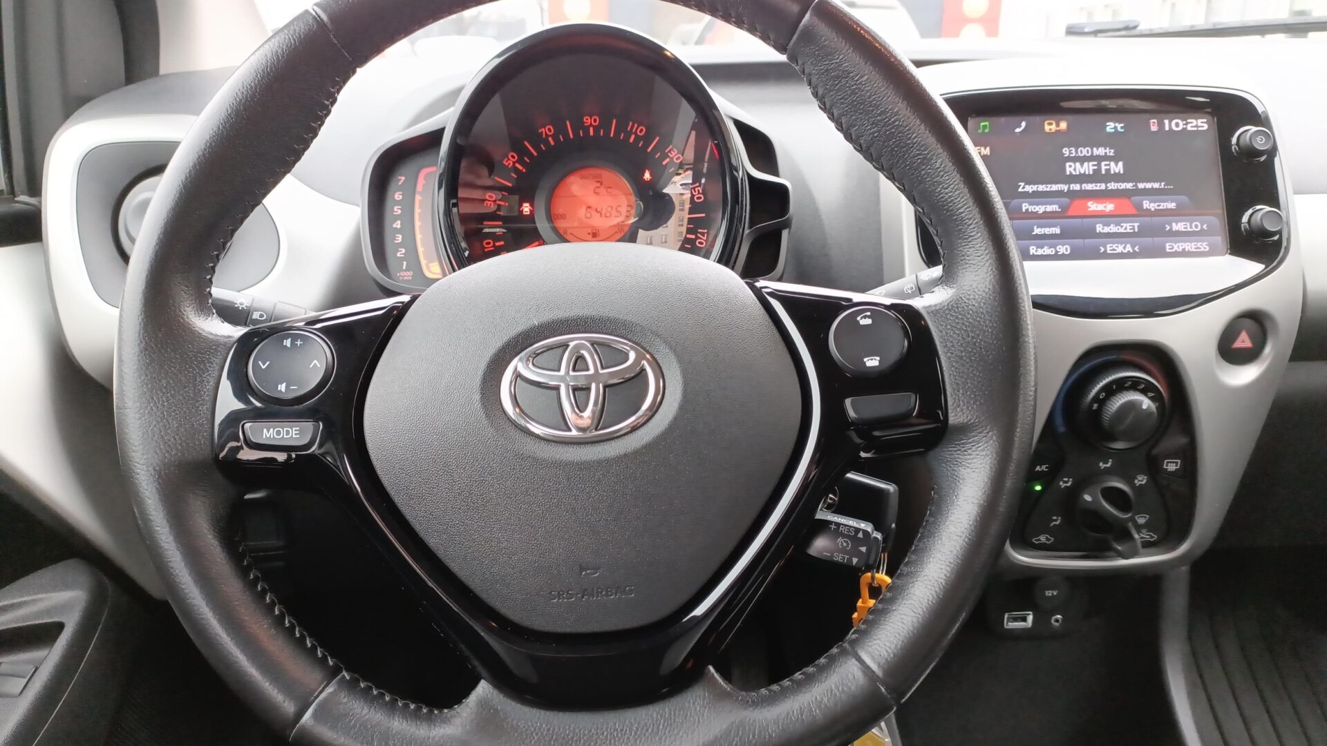 Toyota Aygo - zdjęcie 14