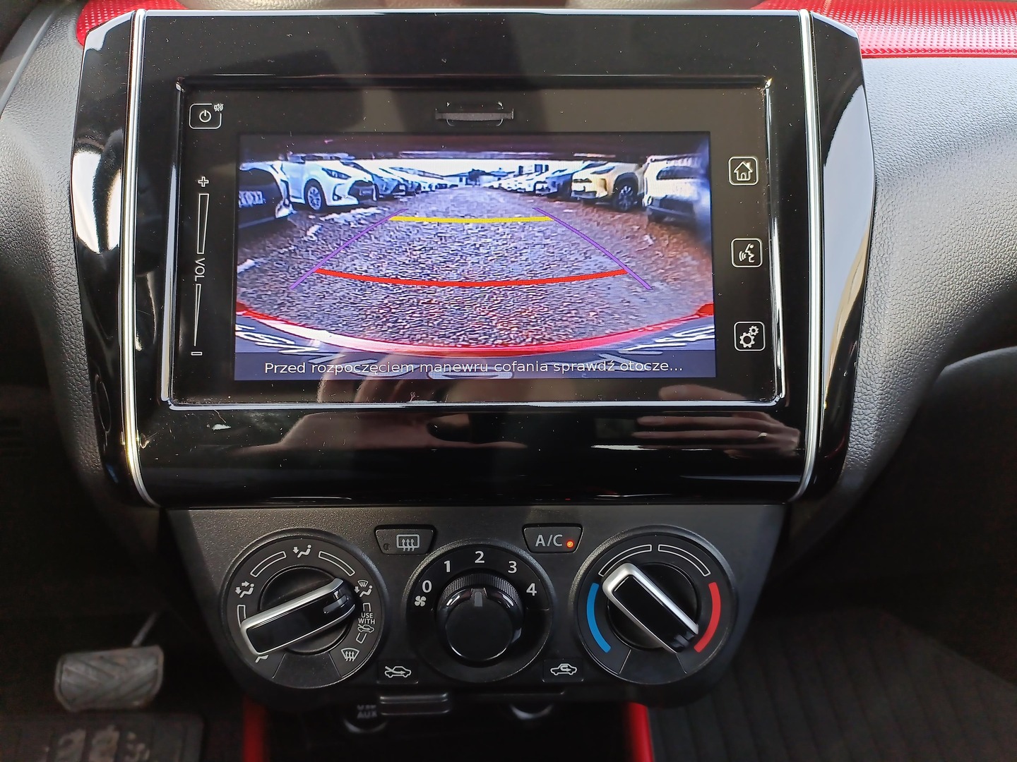 Suzuki Swift - zdjęcie 17