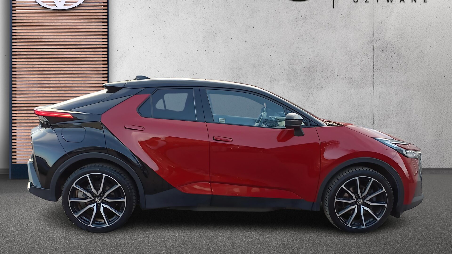Toyota C-HR - zdjęcie 6