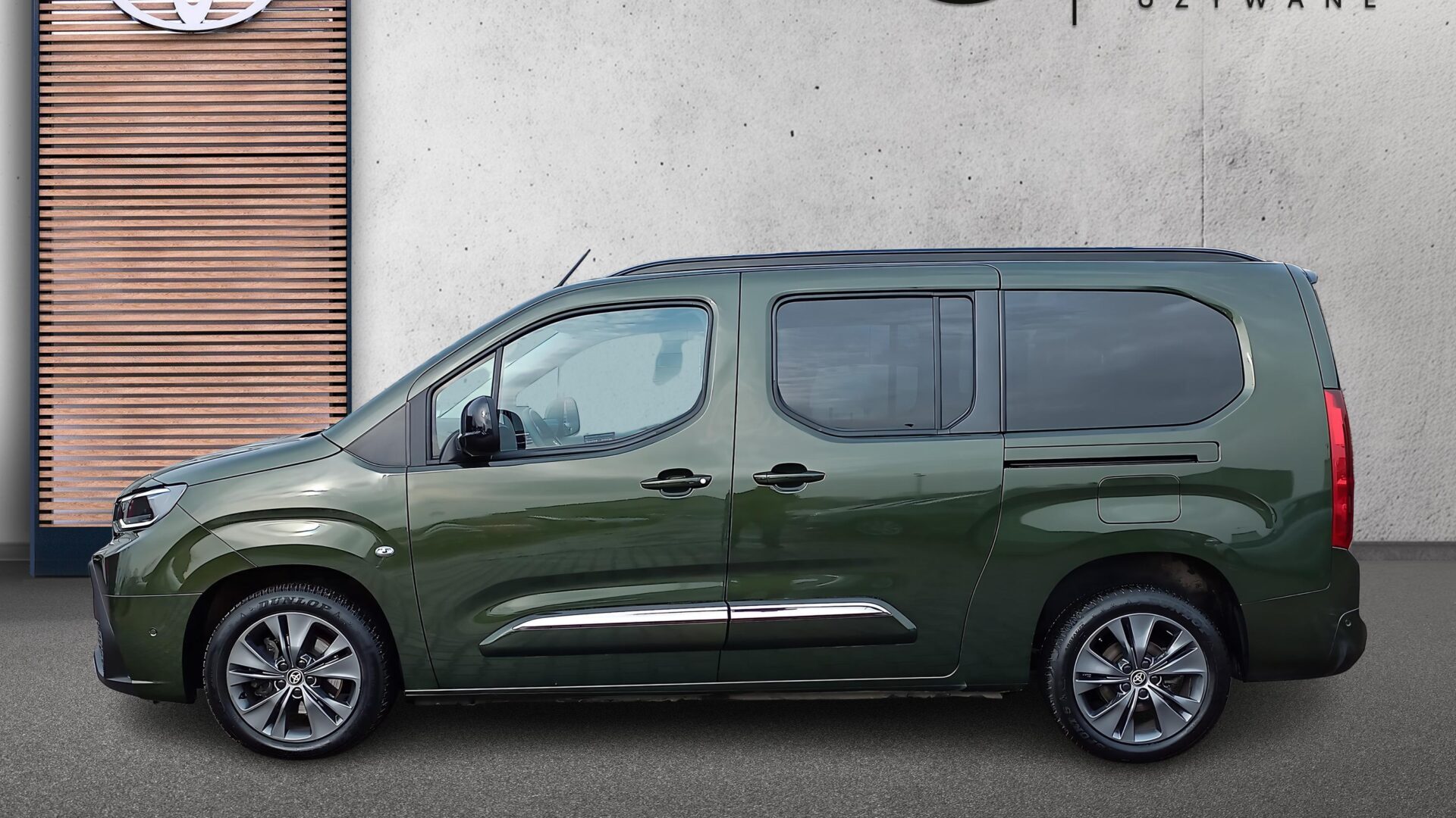 Toyota PROACE CITY VERSO - zdjęcie 2