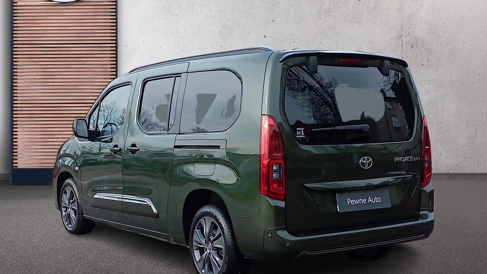 Toyota PROACE CITY VERSO - zdjęcie 4