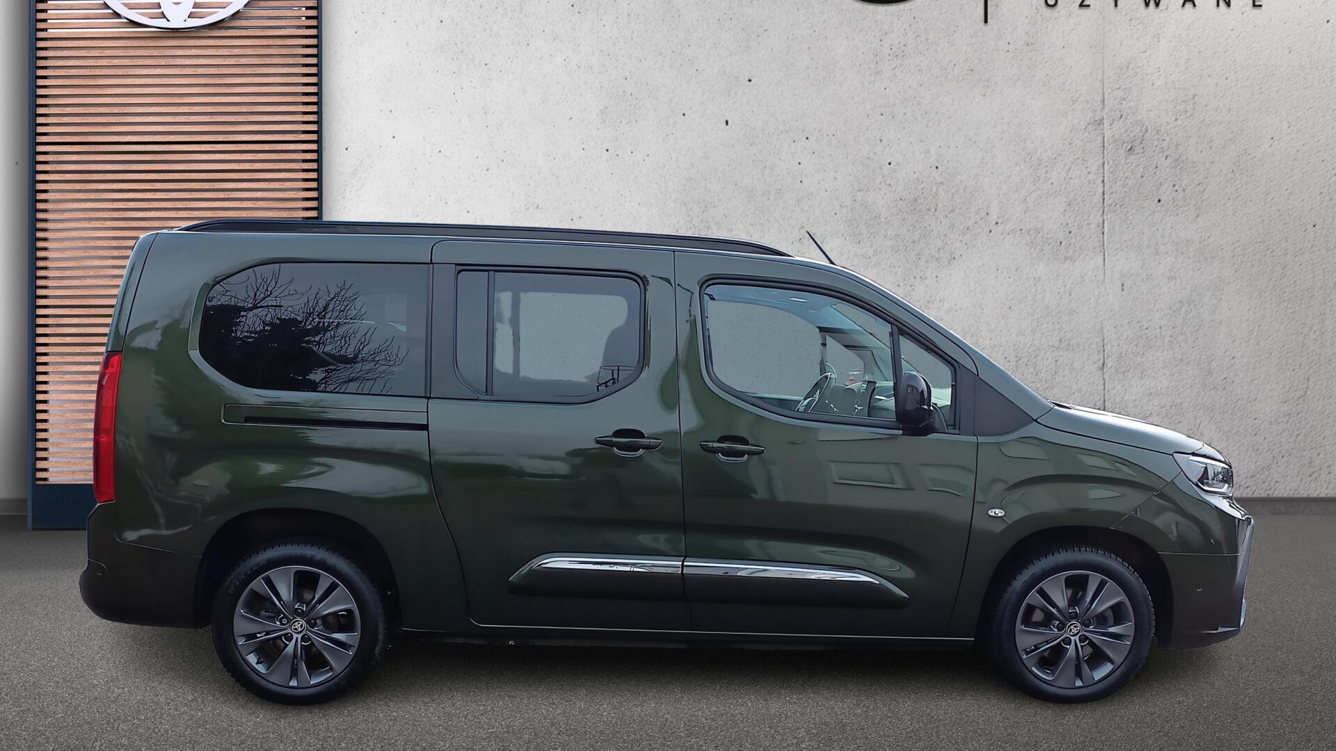 Toyota PROACE CITY VERSO - zdjęcie 7
