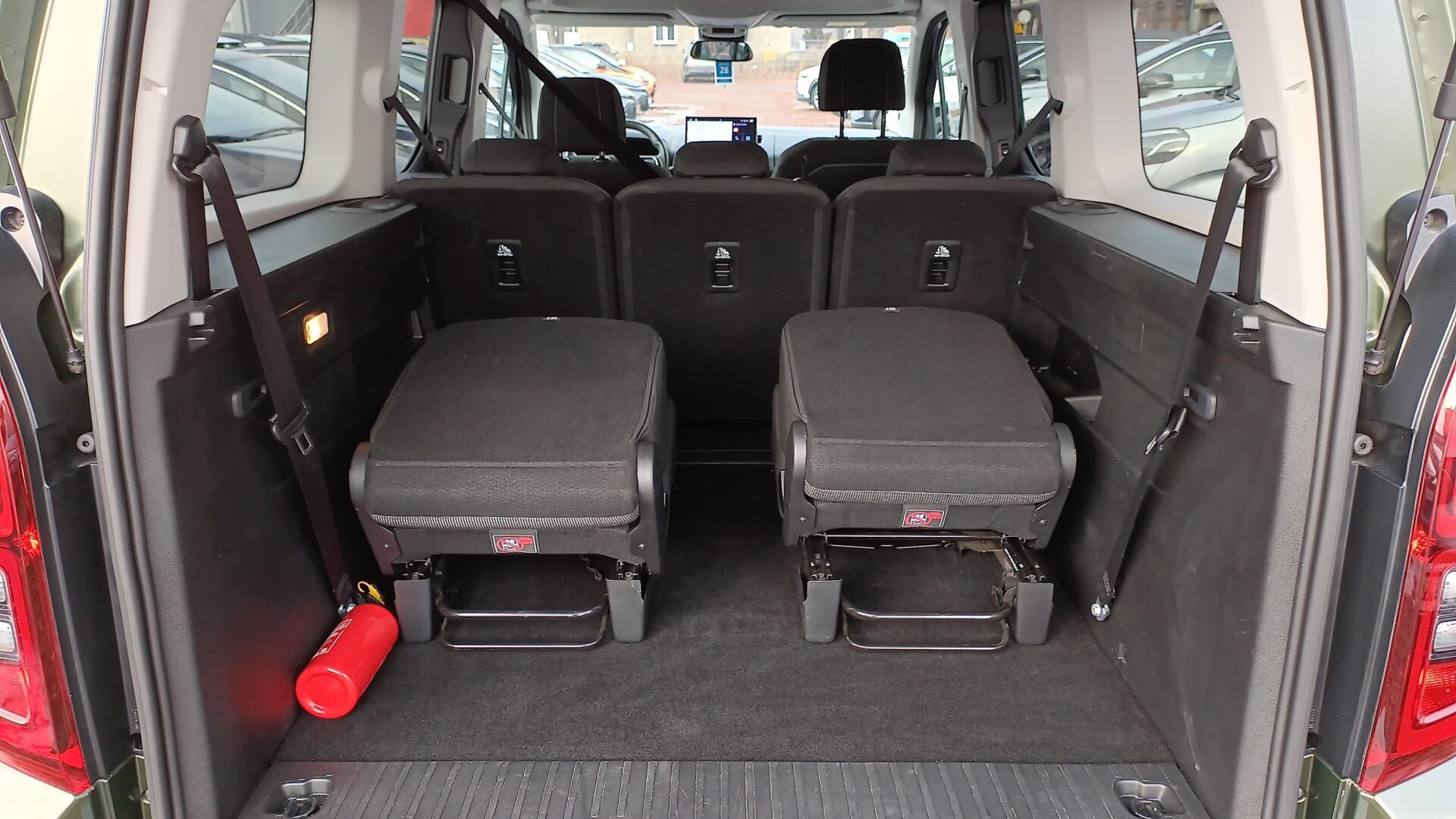 Toyota PROACE CITY VERSO - zdjęcie 19