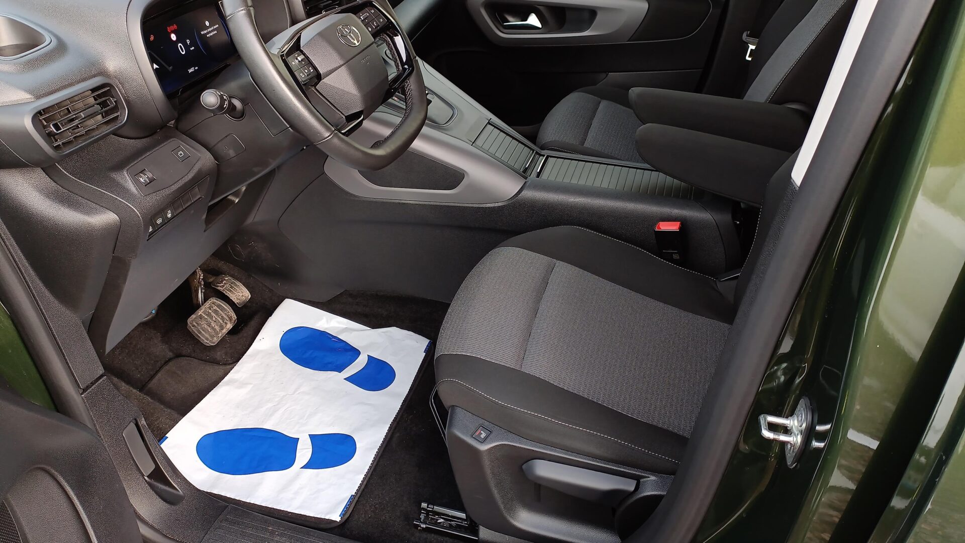 Toyota PROACE CITY VERSO - zdjęcie 9