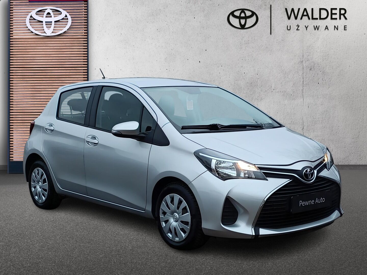 Toyota Yaris - zdjęcie 7