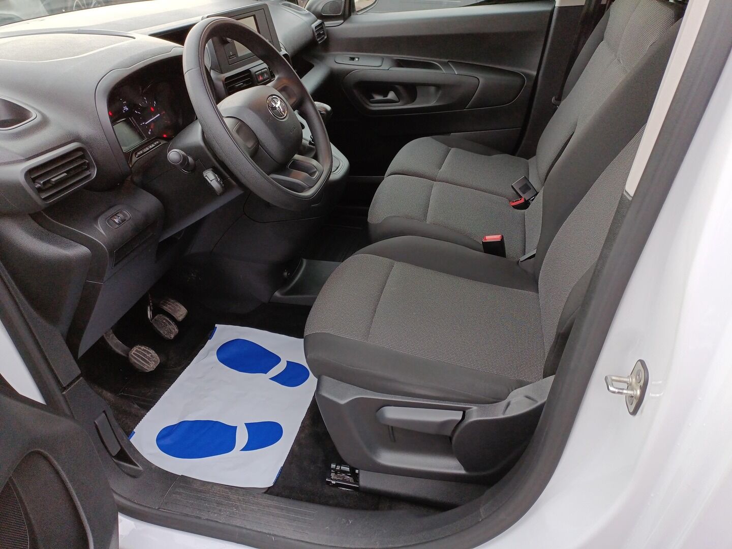 Toyota PROACE CITY - zdjęcie 9