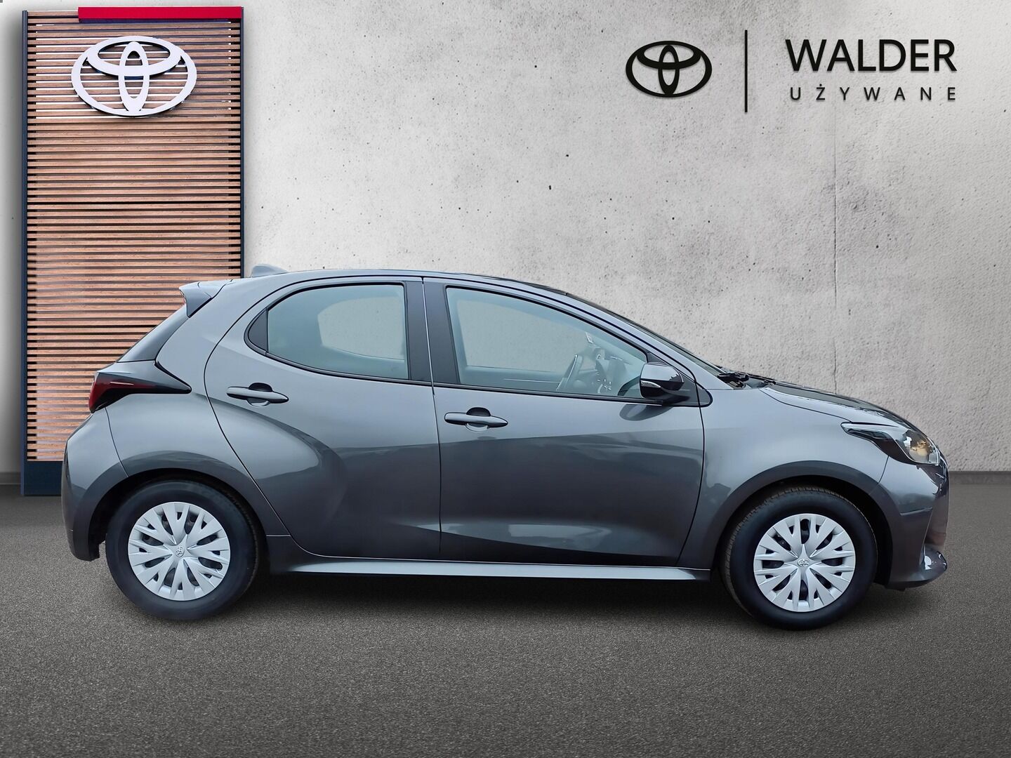 Toyota Yaris - zdjęcie 6