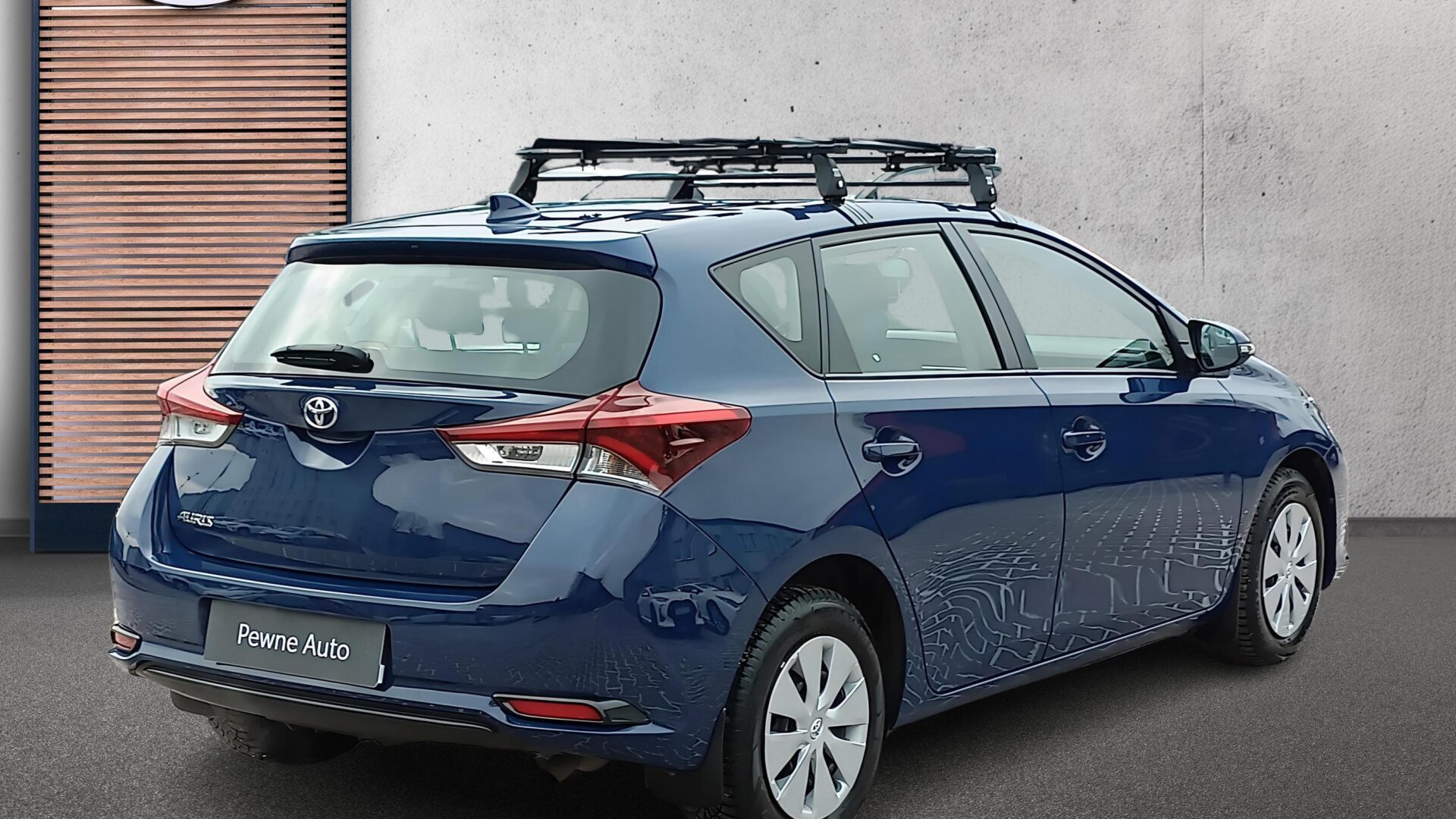 Toyota Auris - zdjęcie 8