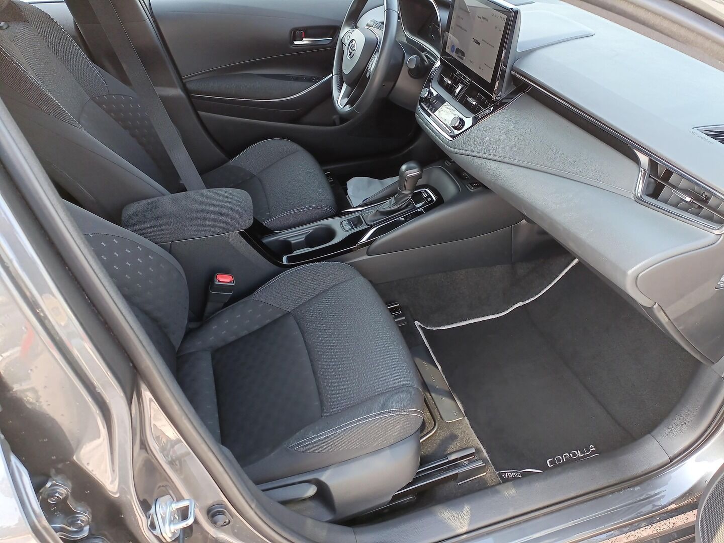 Toyota Corolla - zdjęcie 12