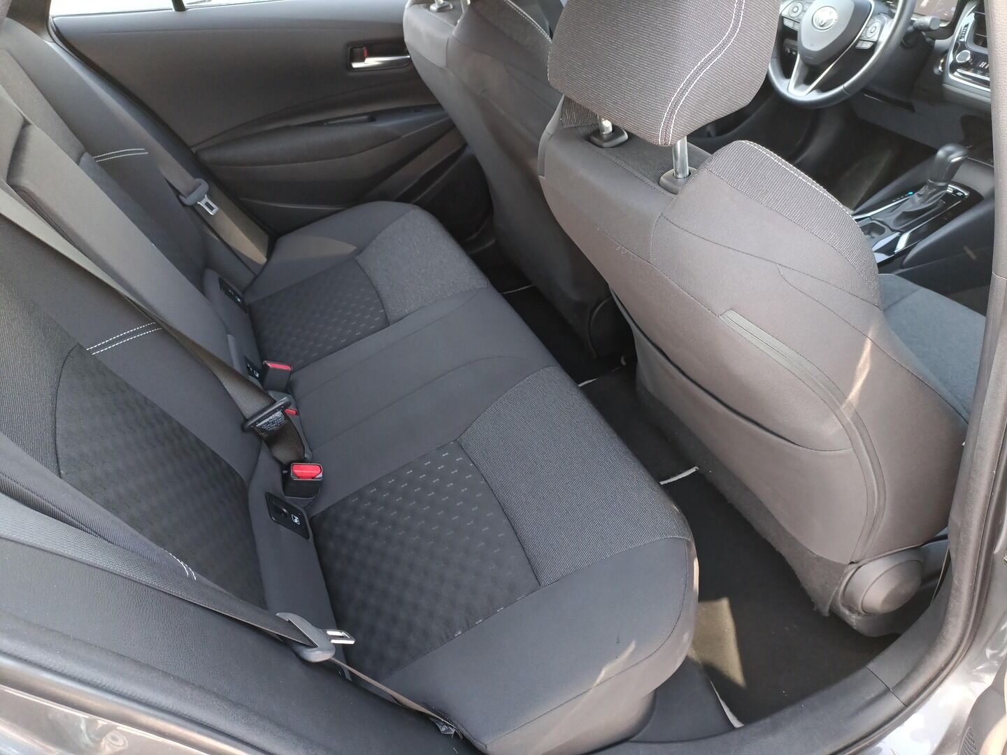 Toyota Corolla - zdjęcie 13