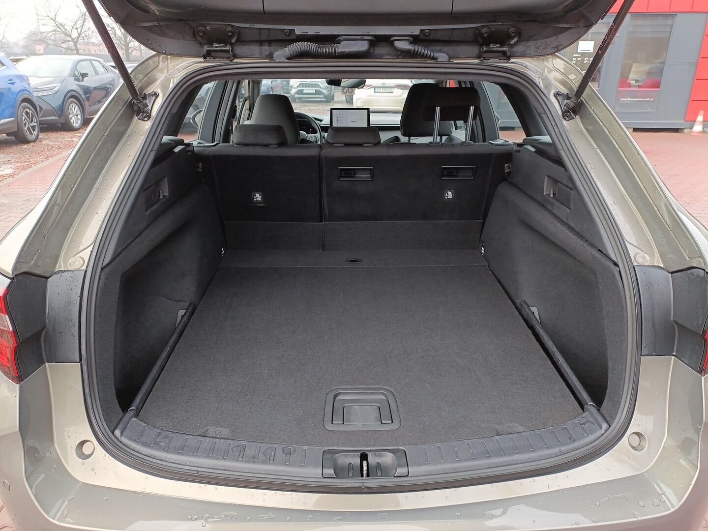 Toyota Corolla - zdjęcie 18