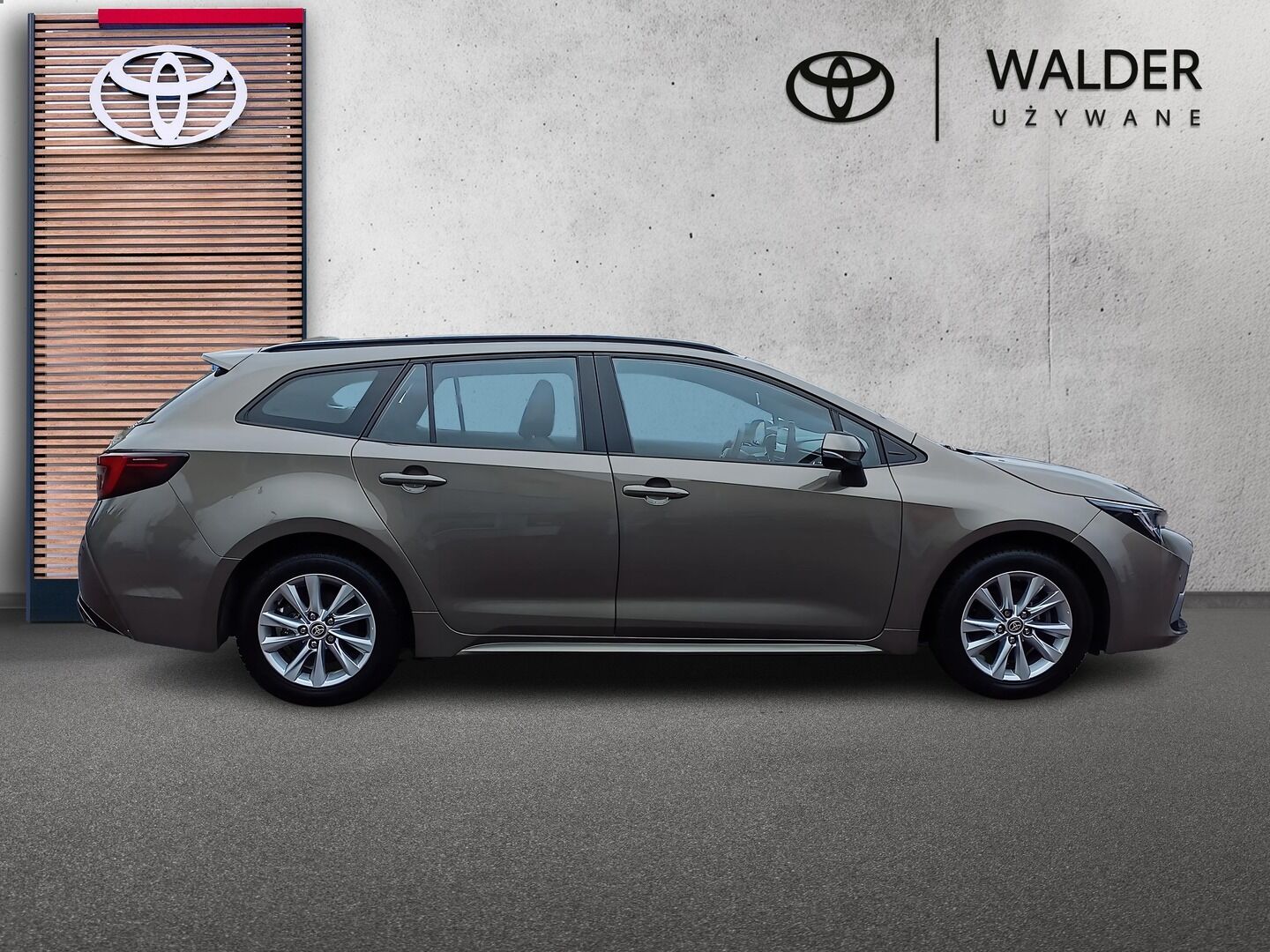 Toyota Corolla - zdjęcie 4