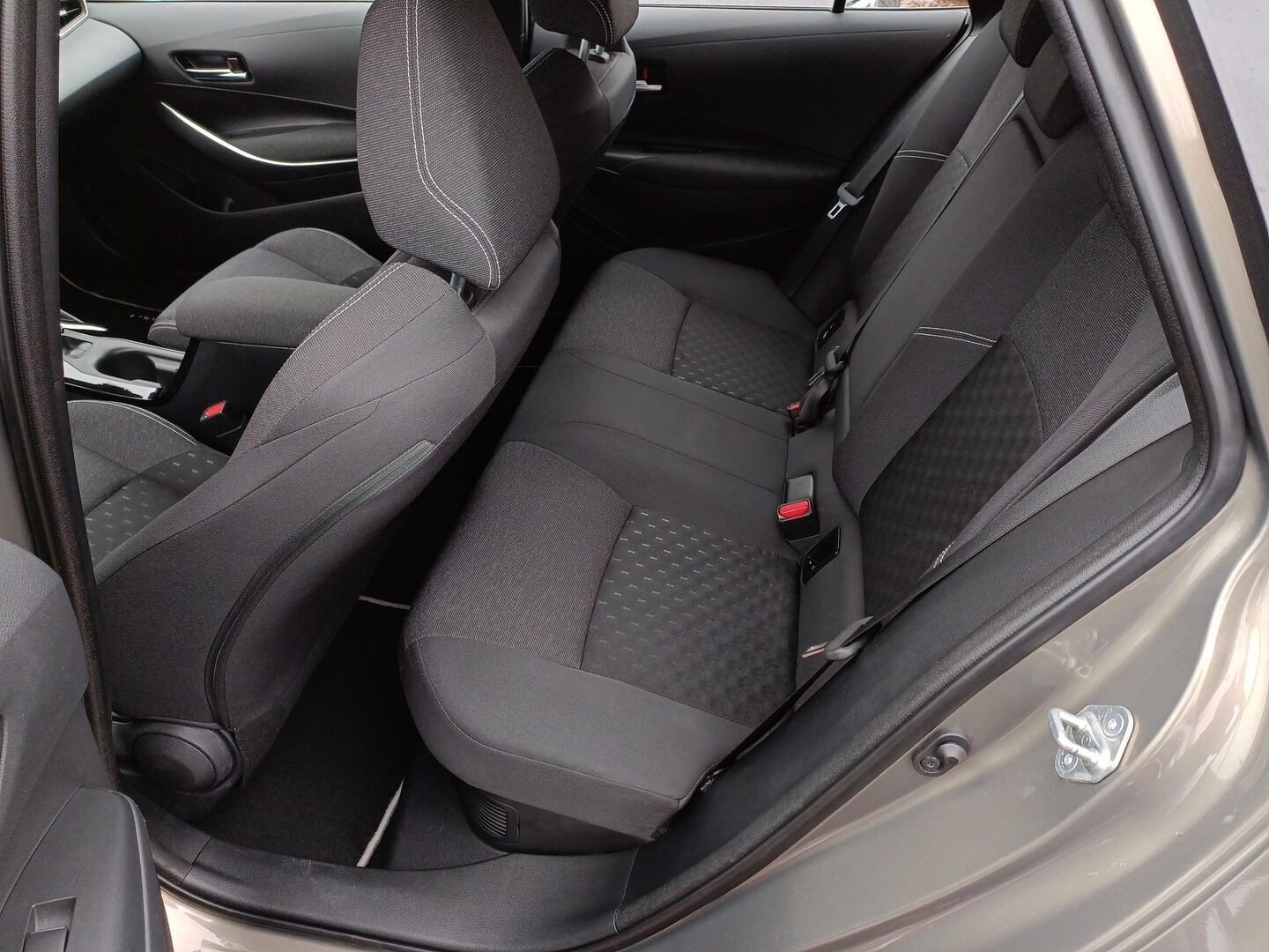 Toyota Corolla - zdjęcie 13