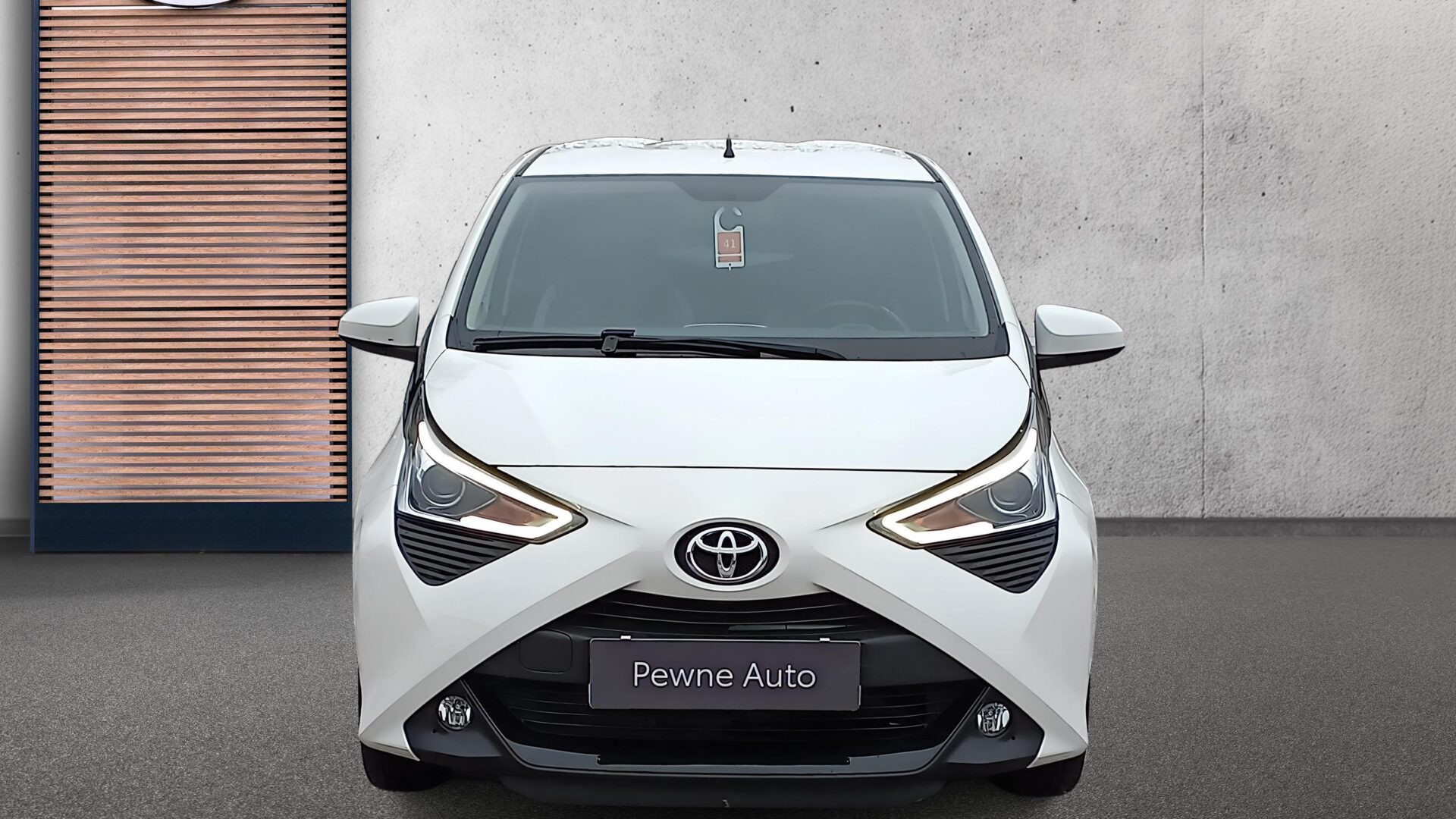 Toyota Aygo - zdjęcie 8