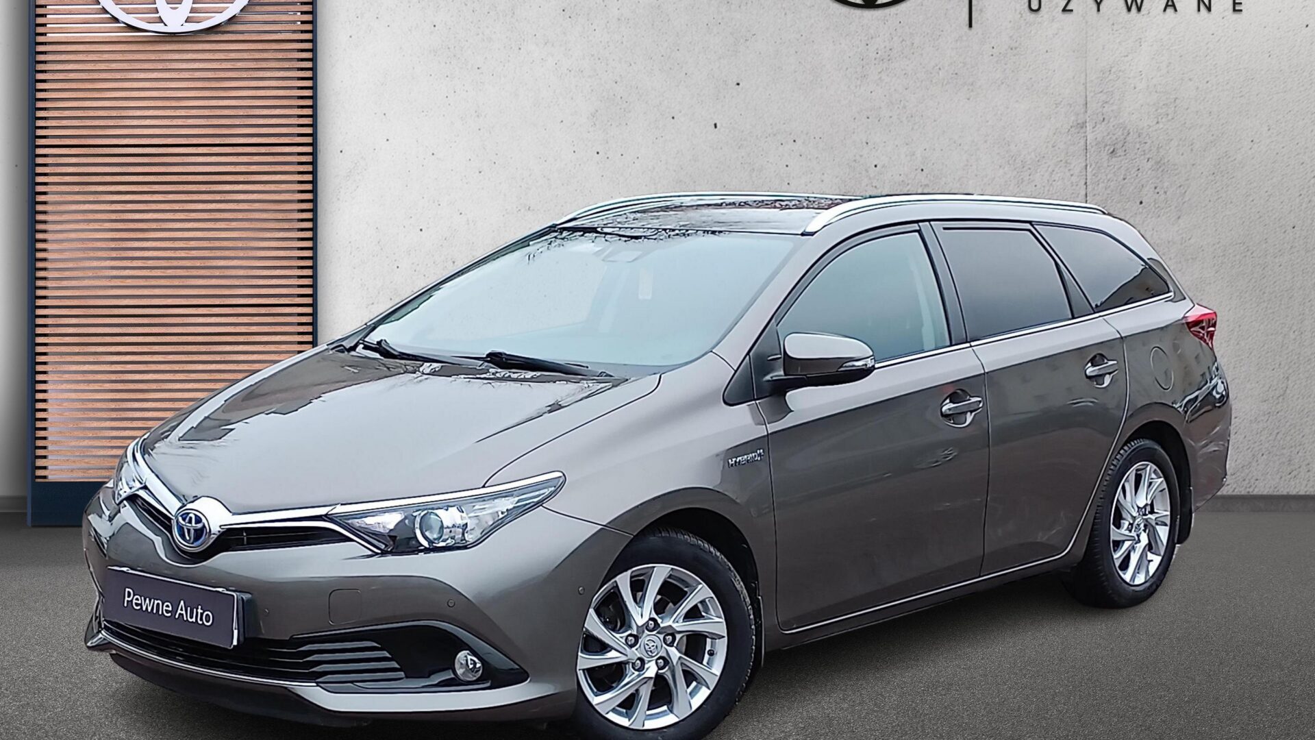 Toyota Auris - zdjęcie 1