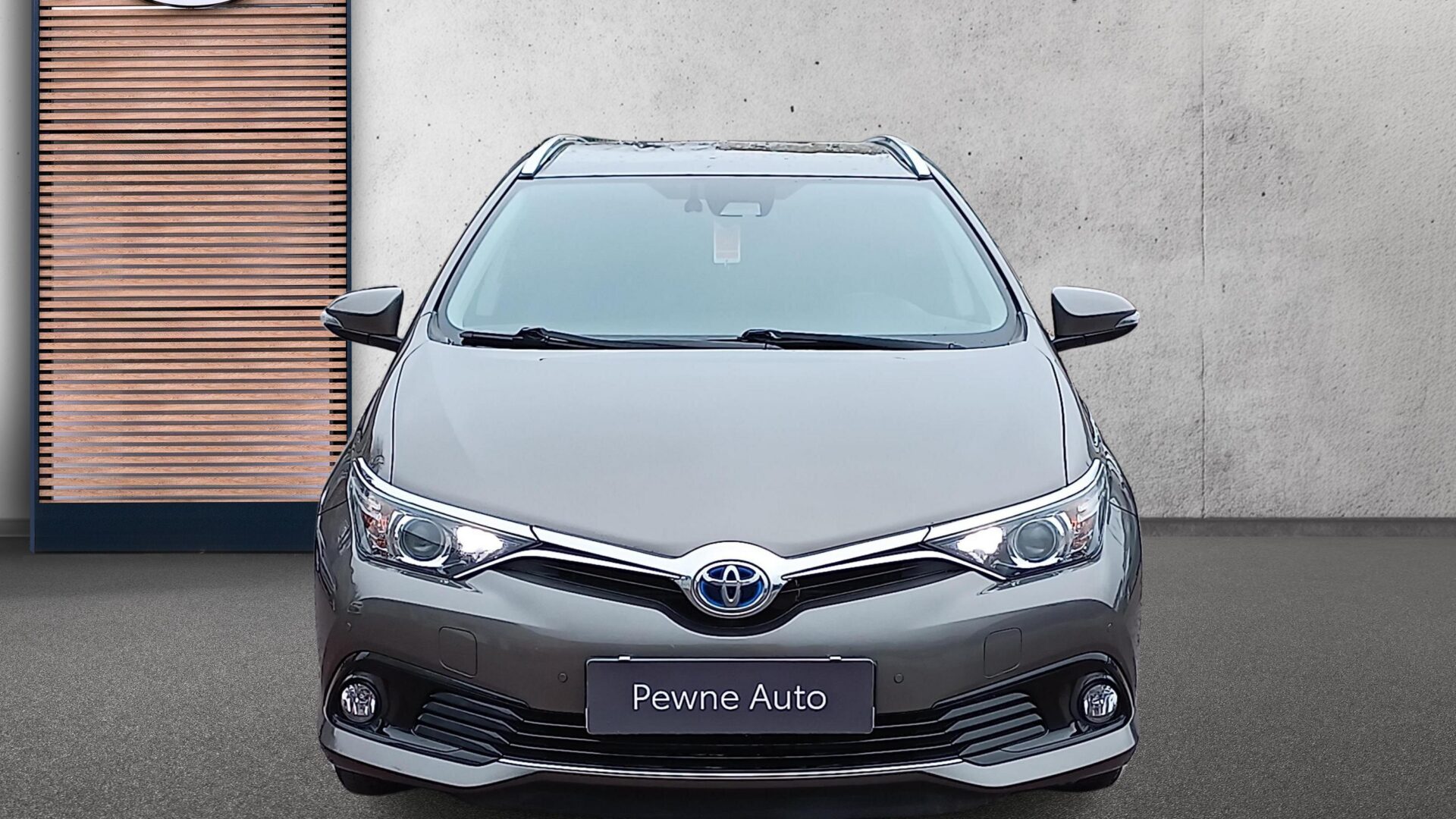 Toyota Auris - zdjęcie 8