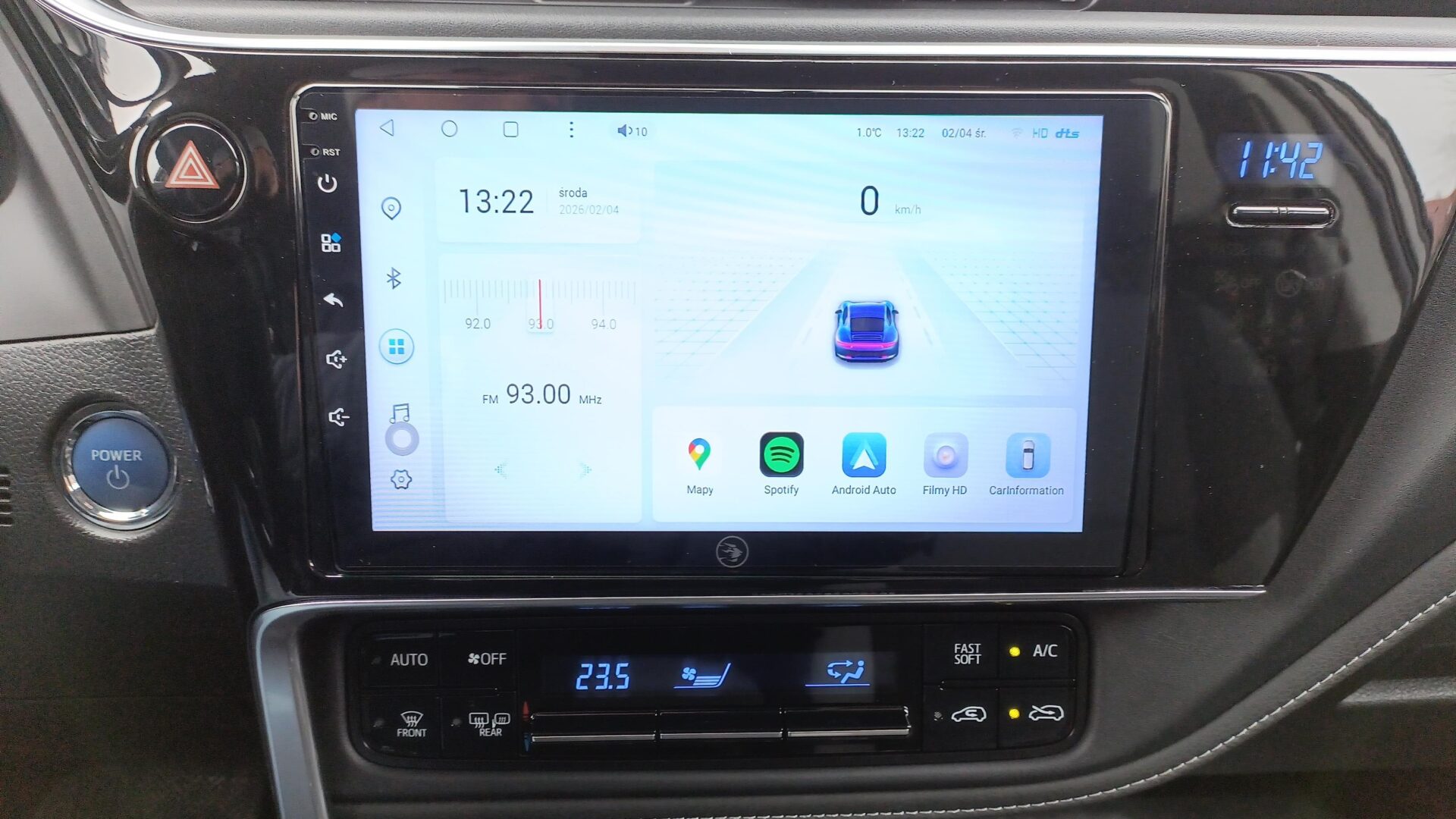 Toyota Auris - zdjęcie 17