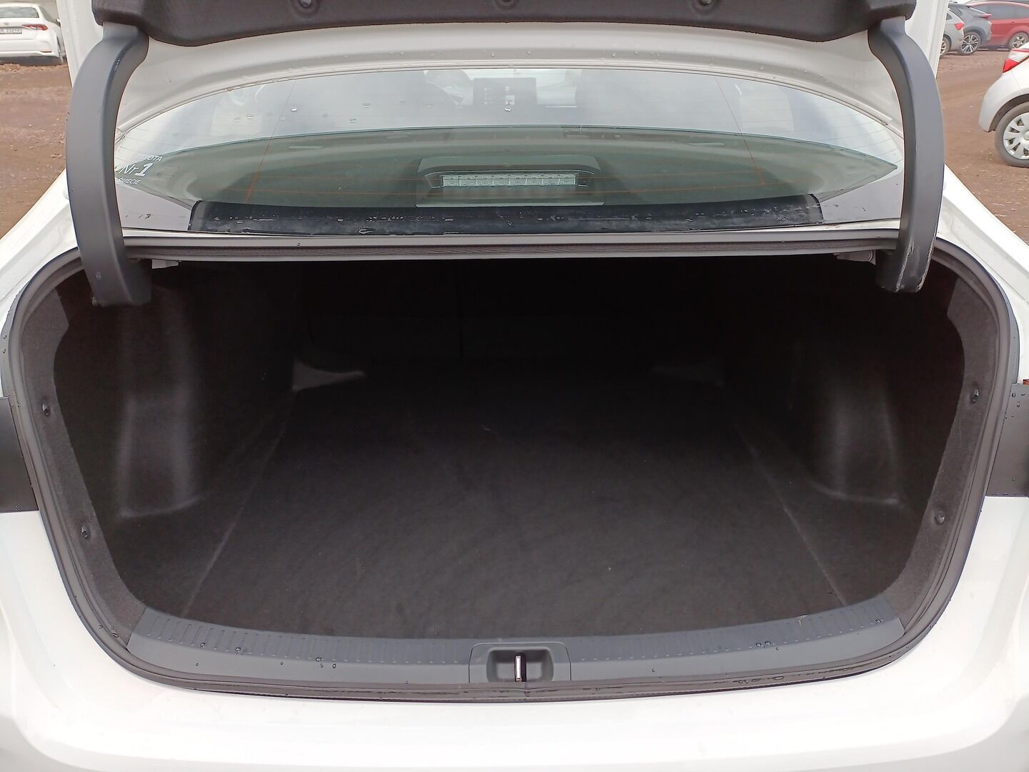 Toyota Corolla - zdjęcie 17