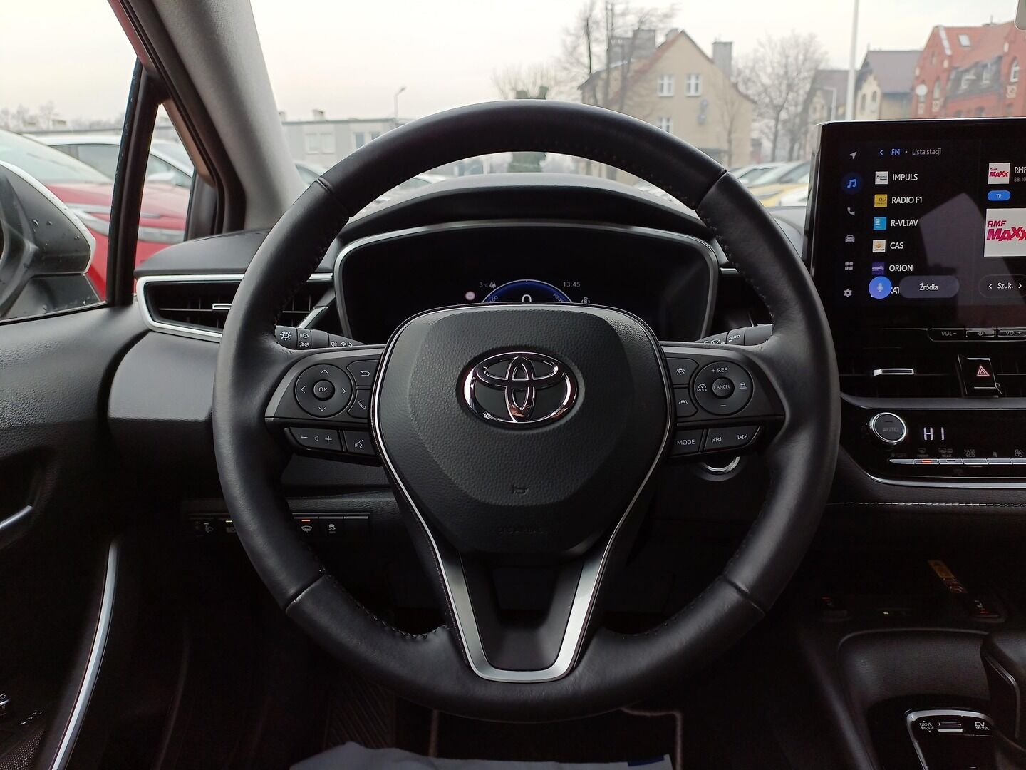 Toyota Corolla - zdjęcie 15