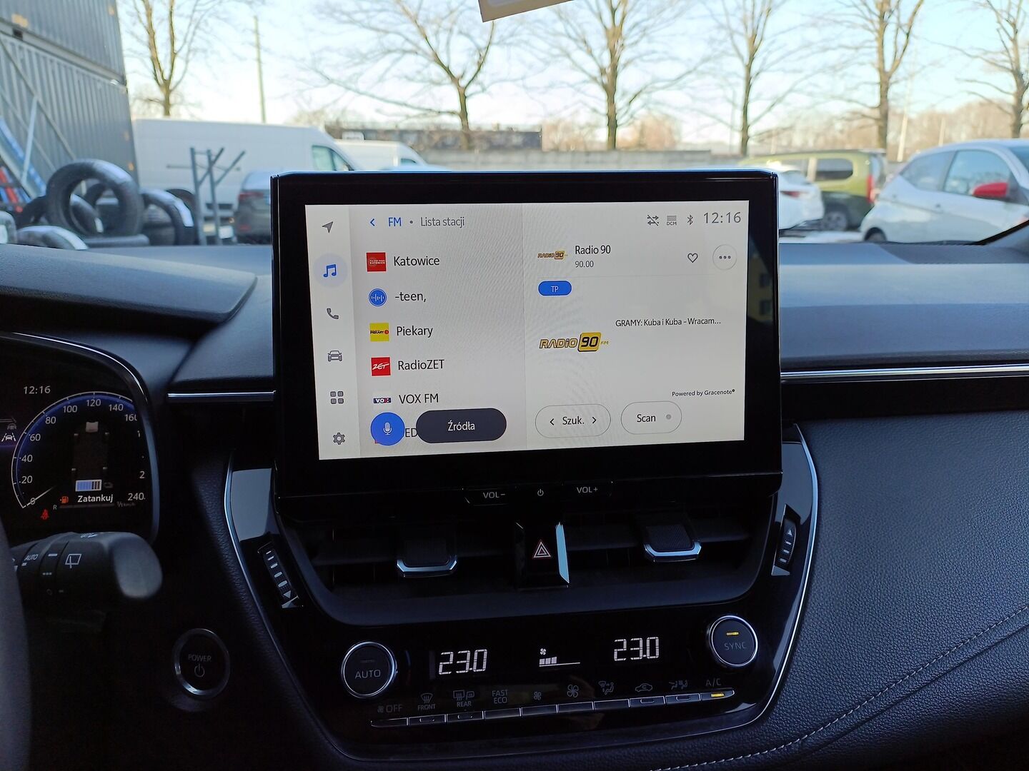 Toyota Corolla - zdjęcie 17