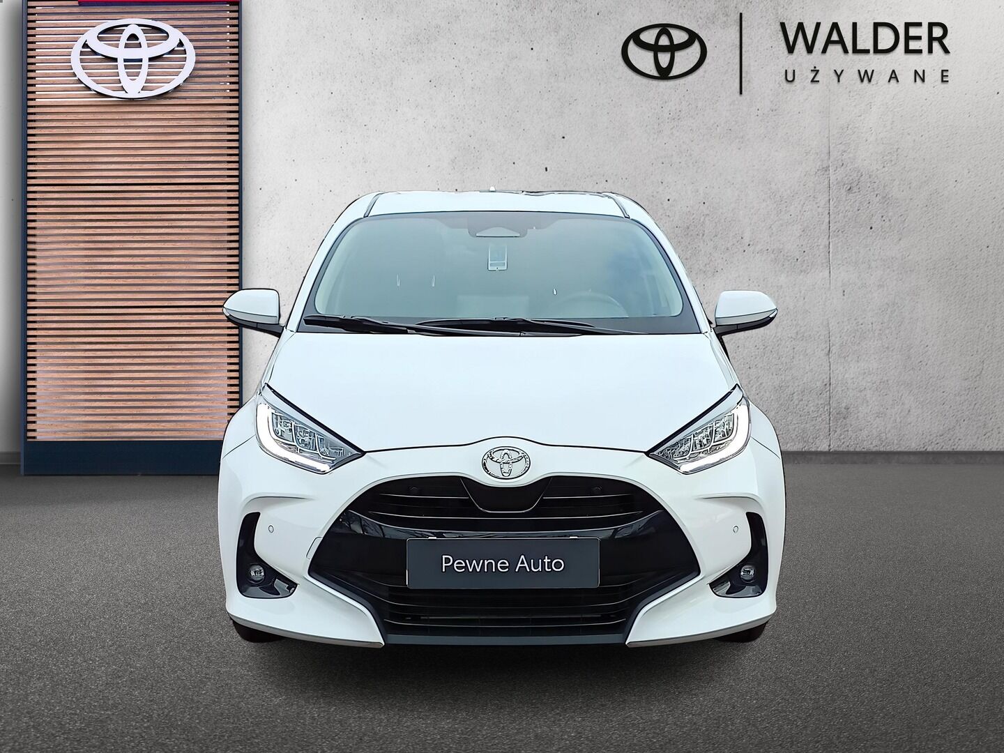 Toyota Yaris - zdjęcie 8