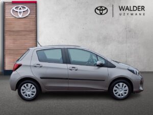 Toyota Yaris - miniatura 6