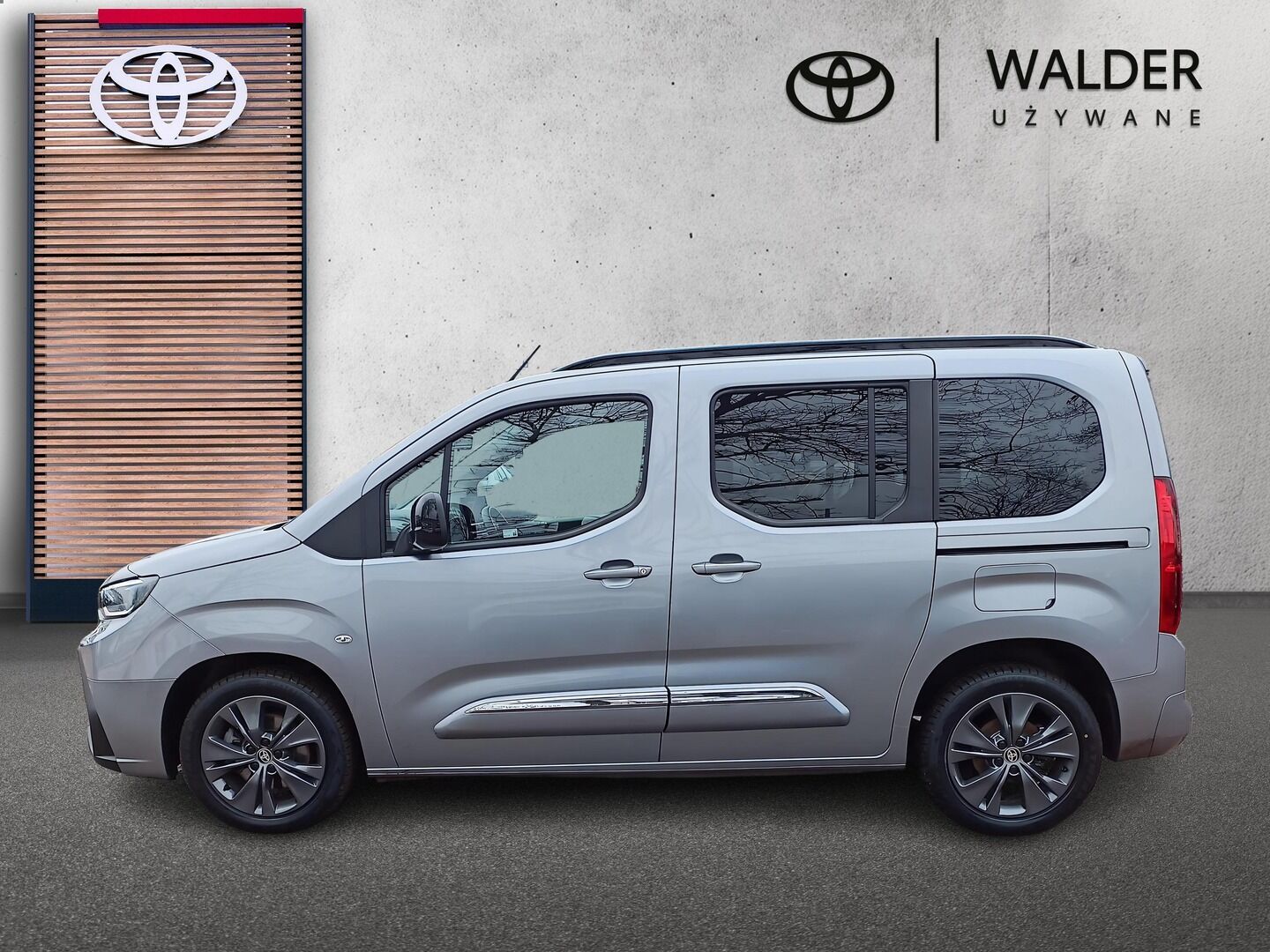 Toyota PROACE CITY VERSO - zdjęcie 2