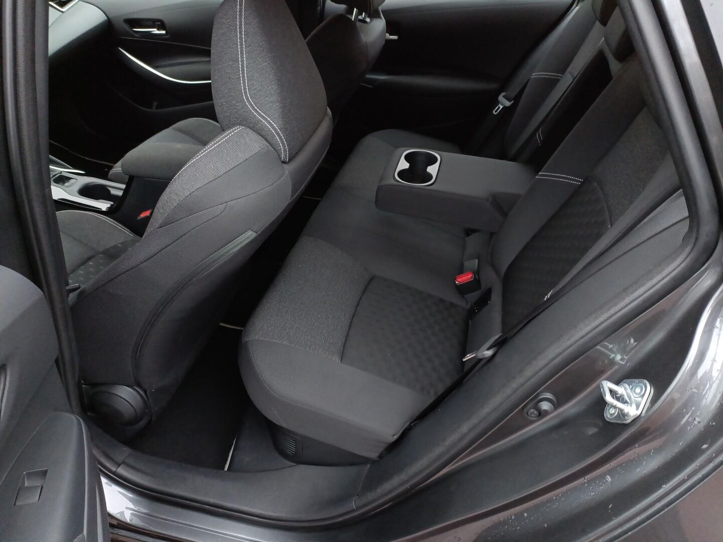 Toyota Corolla - zdjęcie 10