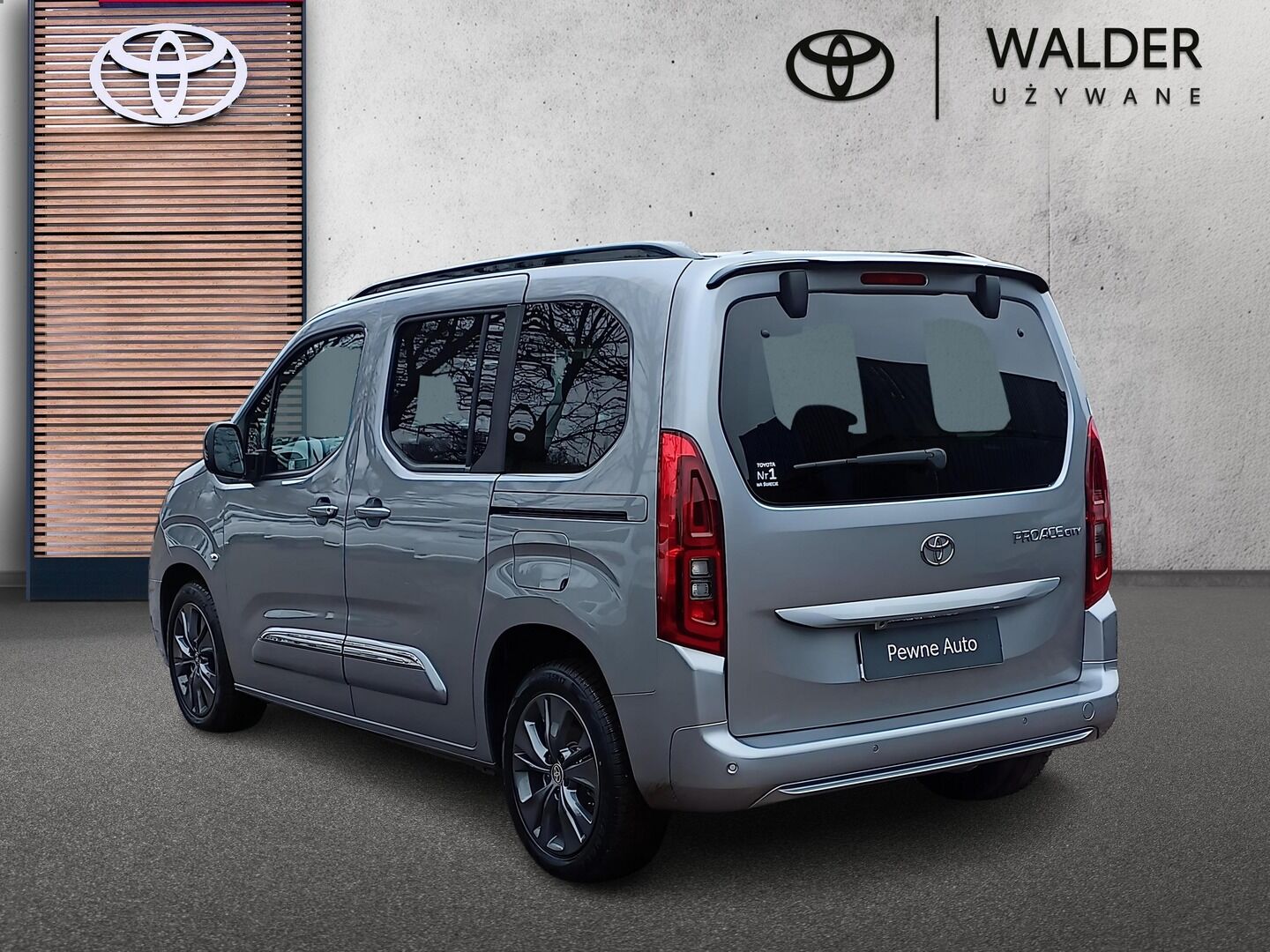 Toyota PROACE CITY VERSO - zdjęcie 3