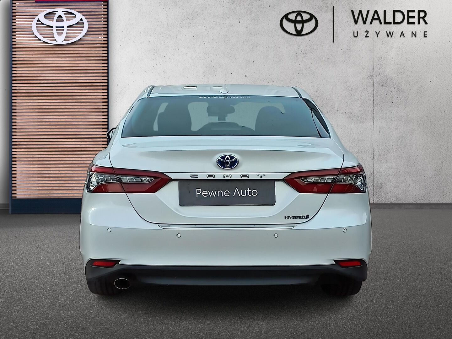 Toyota Camry - zdjęcie 4