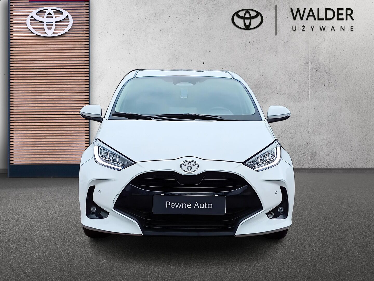 Toyota Yaris - zdjęcie 8