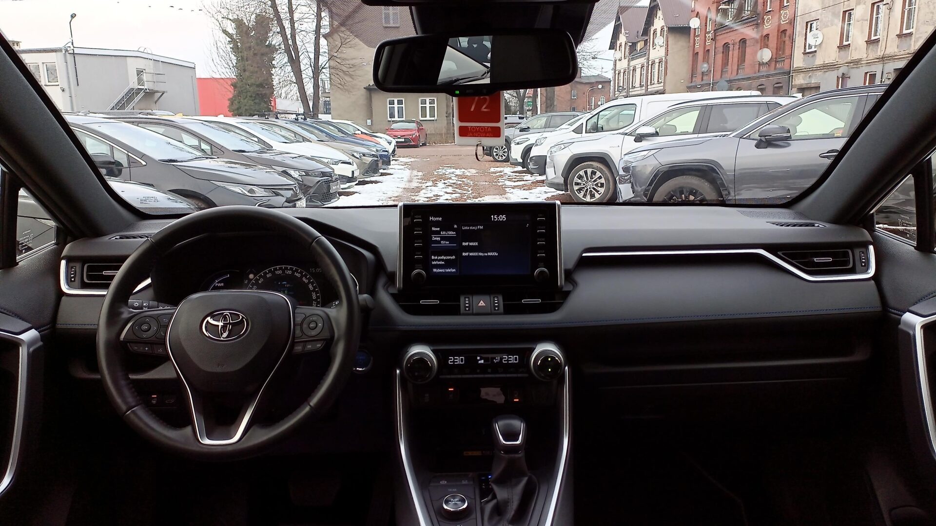 Toyota RAV4 - zdjęcie 9