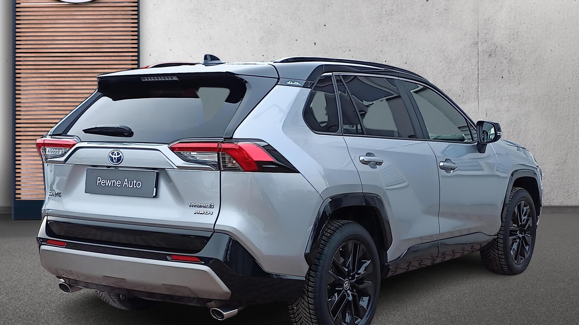 Toyota RAV4 - zdjęcie 8