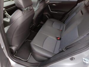 Toyota RAV4 - miniatura 12