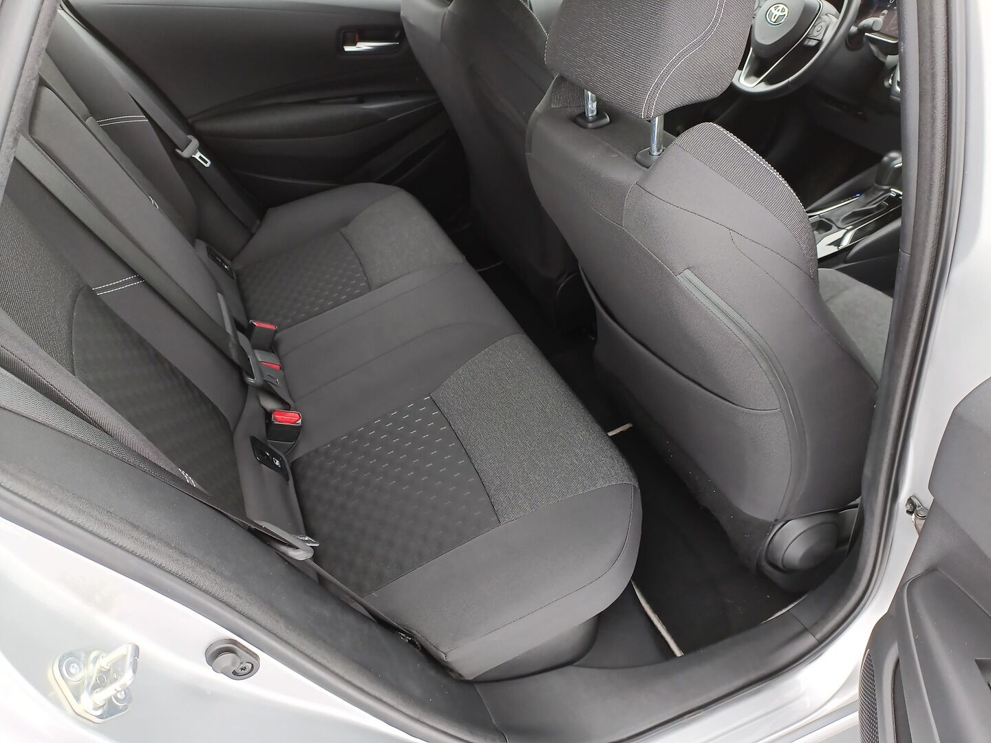 Toyota Corolla - zdjęcie 12