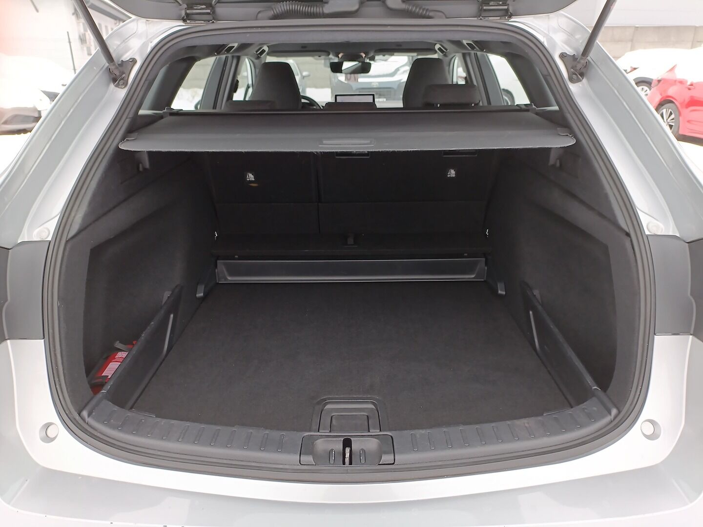 Toyota Corolla - zdjęcie 18