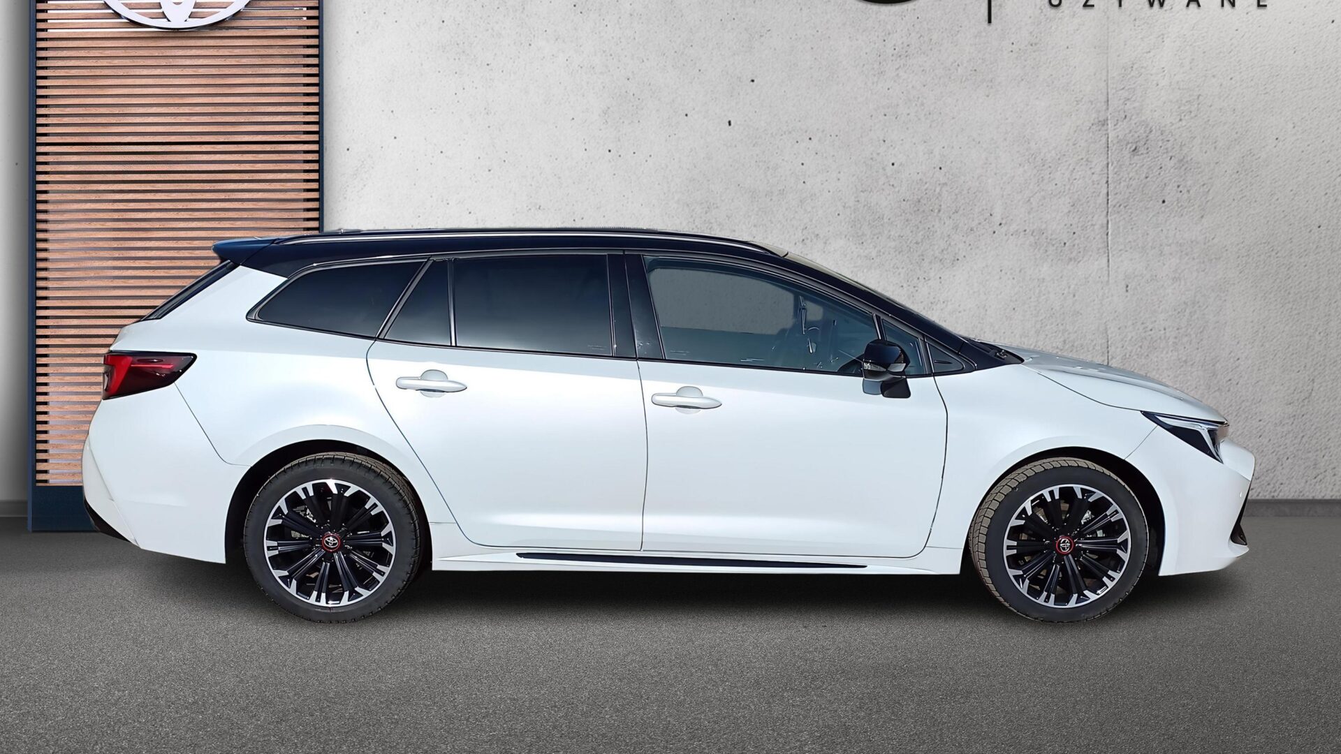 Toyota Corolla - zdjęcie 6