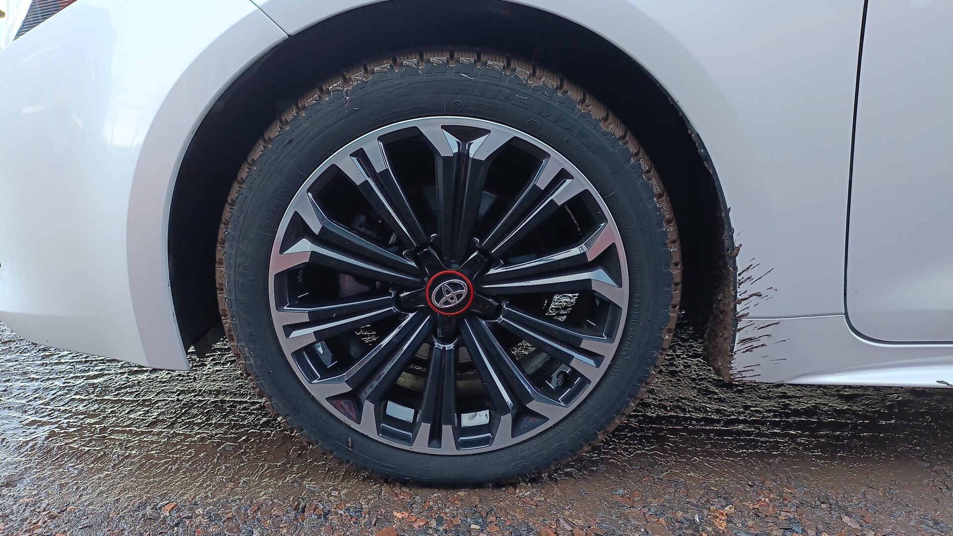 Toyota Corolla - zdjęcie 19